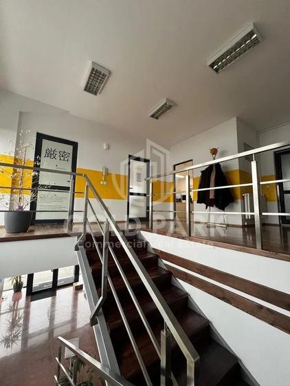 Spatiu Industrial - Showroom - 590 mp. Acces TIR - 4