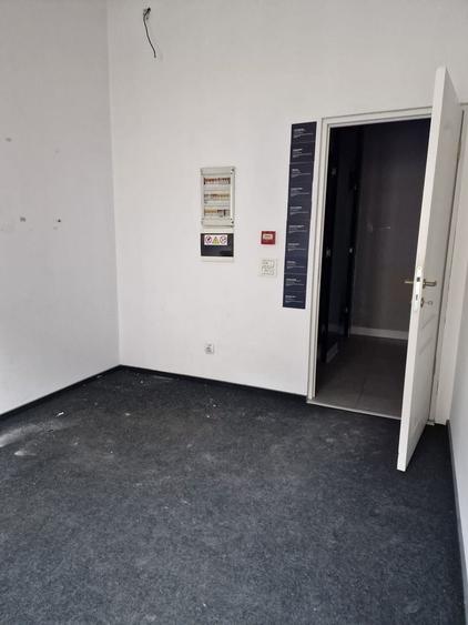 Zona Centrul Isoric  Etaj 1 supr 140mp cu intrare separata din strada - 7