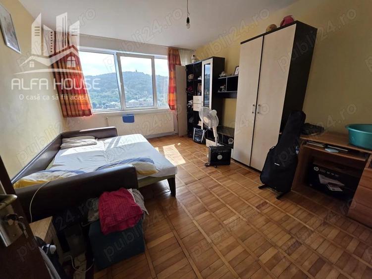 Vand 3 camere Decomandat la pret de 2 camere Micro 1 Govandari - 5