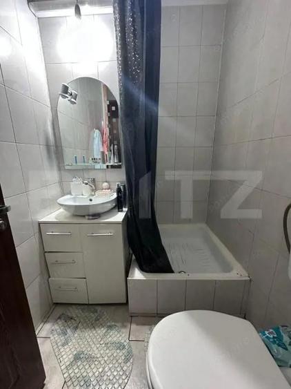 Apartament 4 camere, 2 bai, 2 balcoane, 92 mp, loc de parcare, zona Astra - 3