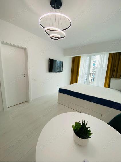 Studio Premium de Vanzare - 2