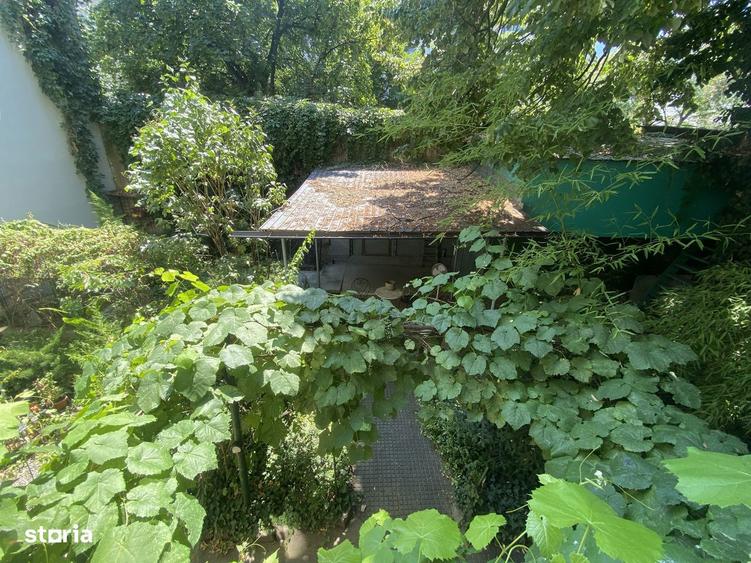 Apartament cu 2 camere decomandat în Cișmigiu