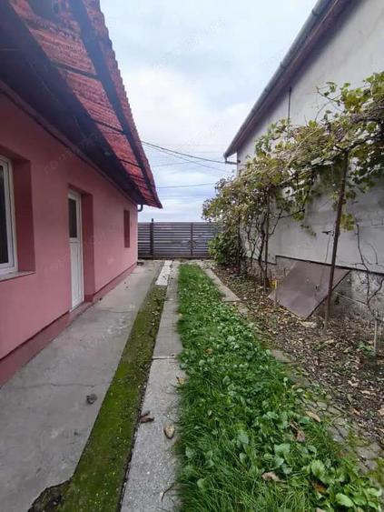Casa 2 Camere 65 m2 Curte Individuala Mureseni - 11