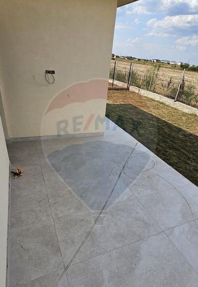 Casa / Vila cu 4 camere de vanzare - 15