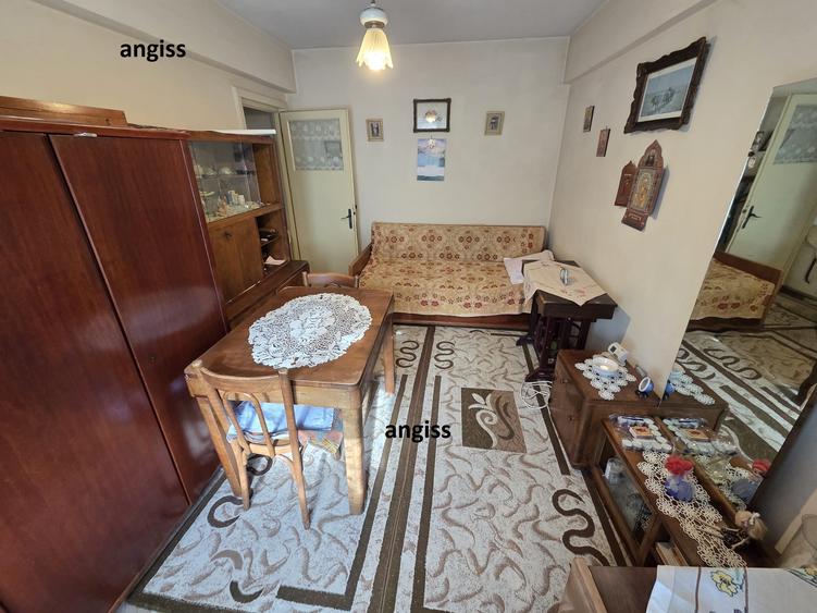 Apartament 3 camere str Isaccei PARTER INALT - 7