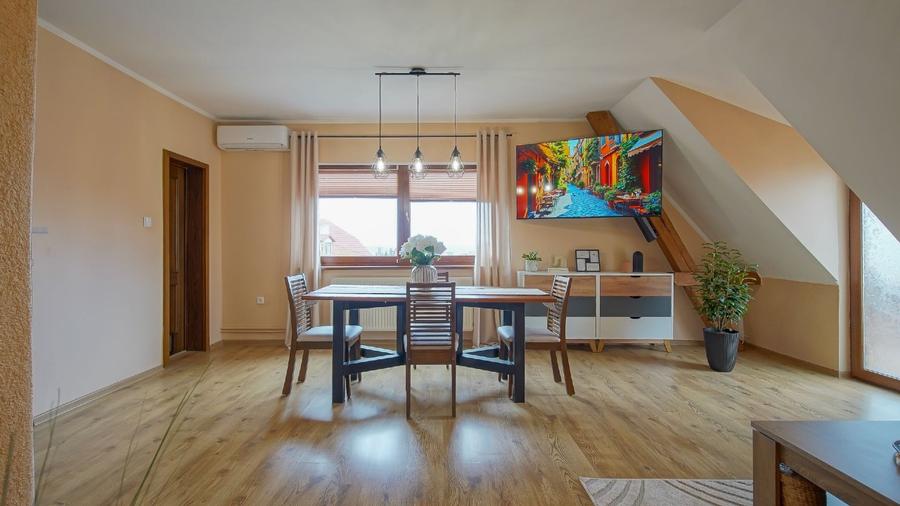 Apartament ultracentral 127 mp cu vedere panoramică - 2