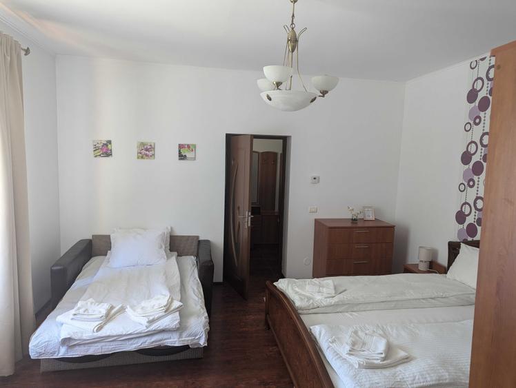 Casă cu 3 camere în Văliug