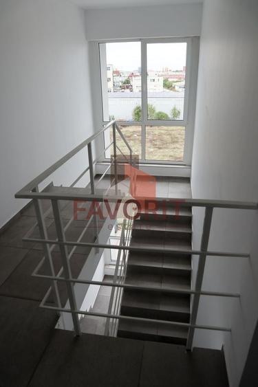 Bloc nou. Zona Buziasului . Langa noul stadion - 14