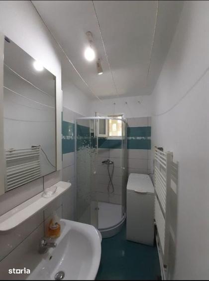 Inchiriez apartament 1 camere Micro 1 - 4