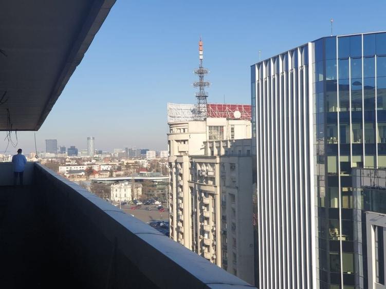 SPATIU CLINICA  SI BIROURI IN CLADIRE  LUX, PIATA VICTORIEI - 1