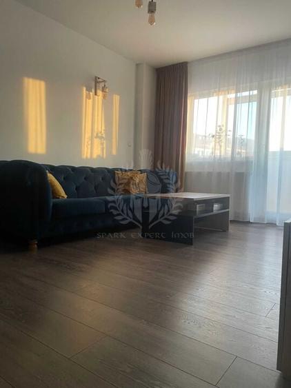 //4 CAMERE// ZONA 9 MAI// - 1