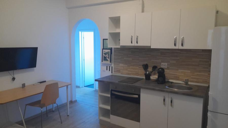 De vanzare apartament cu 4  camere Armeneasca - 7