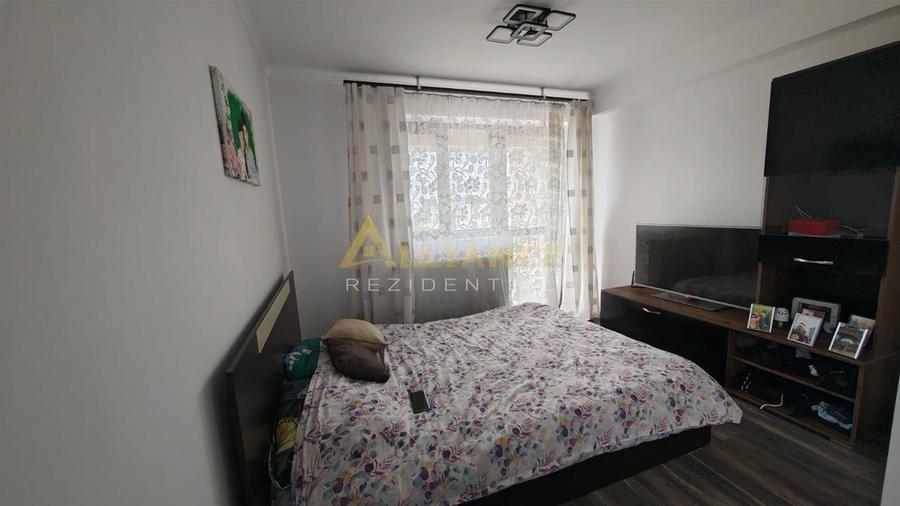 Casa cu etaj - Mobilata/utilata- gata de mutat - 10