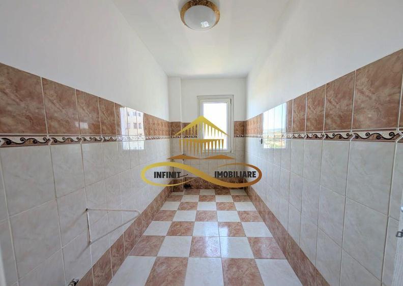 Apartament 3 camere, etaj intermediar, zona Narcisa - 11