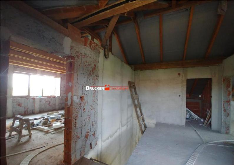 Casa de in zona centrala din Petreu - 28