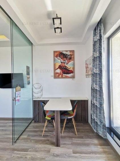 Apartament cu terasa inchisa si vedere catre lac in Faleza Nord - 10