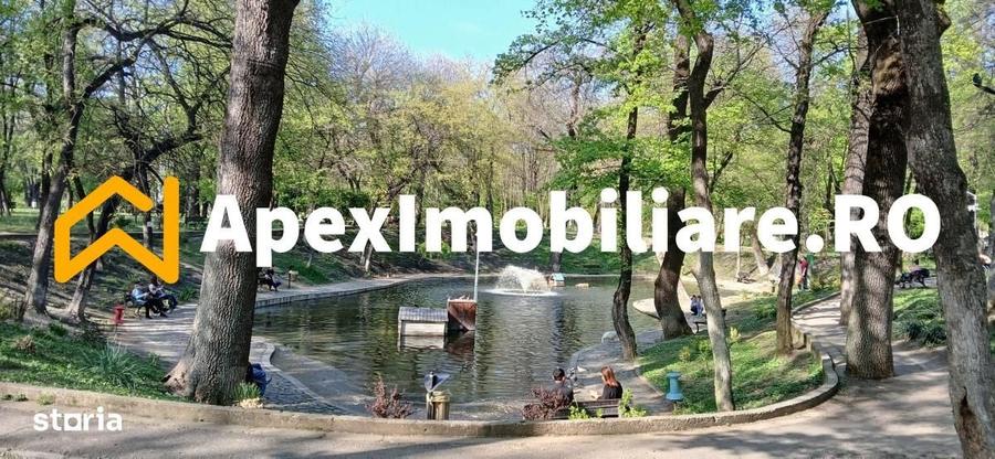 Apartament cu 3 camere semidecomandat în Victoriei