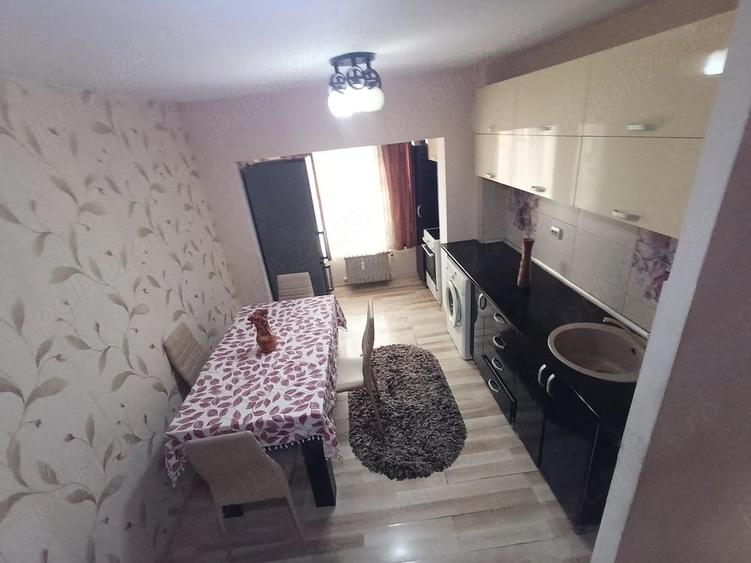Apartament cu 2 camere decomandat în Traian