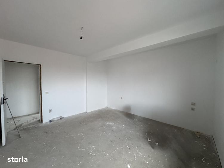 Casă cu 4 camere în Militari