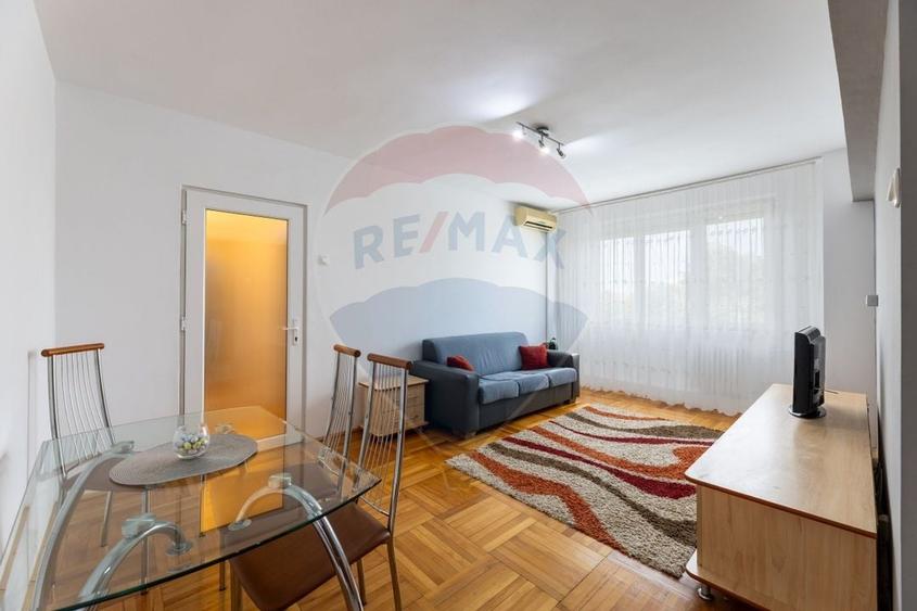 Apartament cu 2 camere de închiriat - zonă Ultracentrală - 2