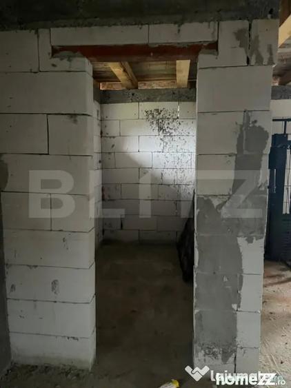 Casă cu 2 camere cu Teren 1400 Mp în Chimindia