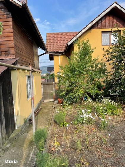 Casă cu 3 camere cu Teren 600 Mp în Central