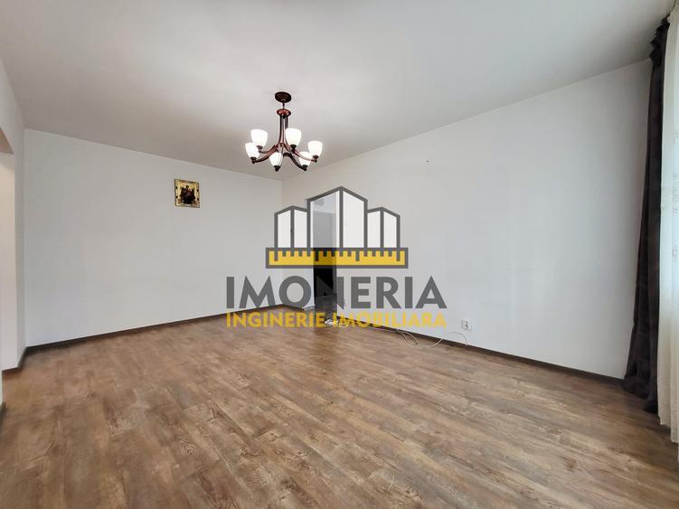 Apartament cu 3 camere semidecomandat, mobilat în Colentina