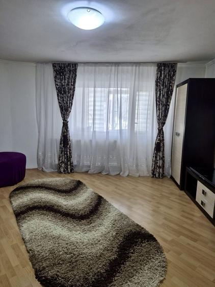 Inchiriez apartament 2 camere in Husi - 6