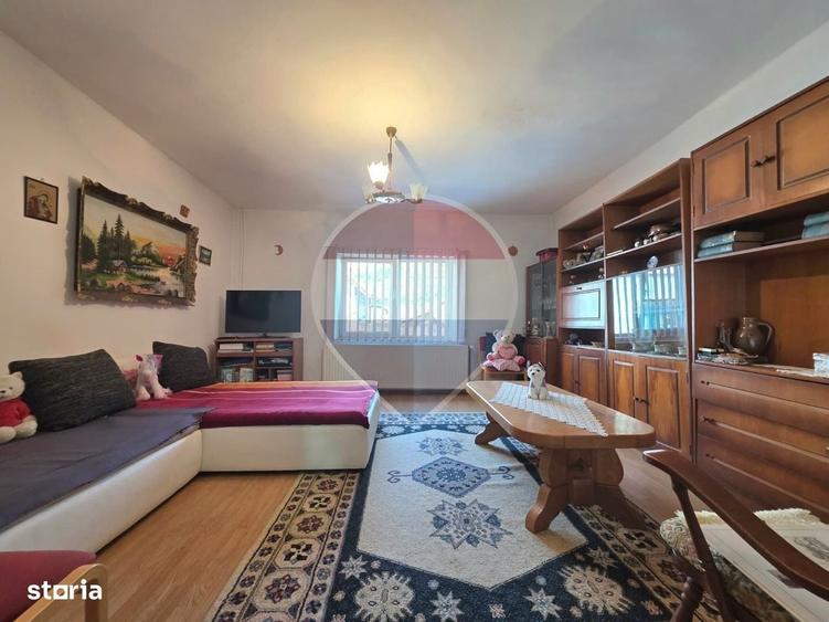 Casa cu priveliste frumoasa si curte proprie-strada Anton Pann Medias - 6