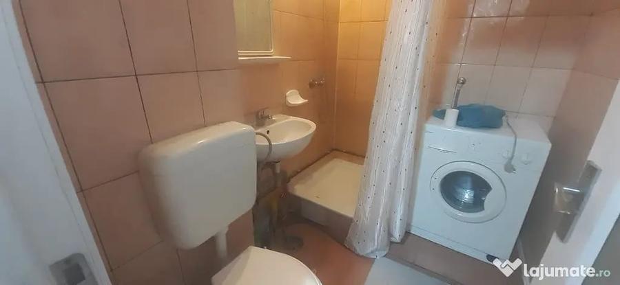 Garsonieră în Independenței