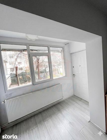 Apartament cu 2 camere în Micro 20