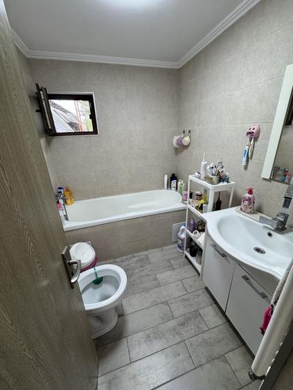 Casă individuală cu 3 camere cu Canalizare în Buna Vestire