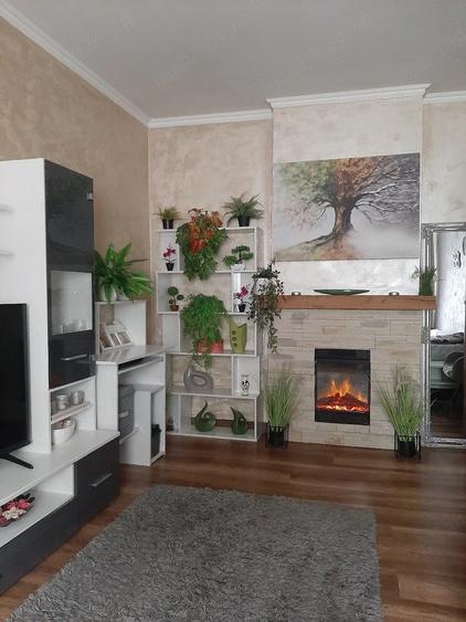 Apartament cu 2 camere decomandat în Rogerius