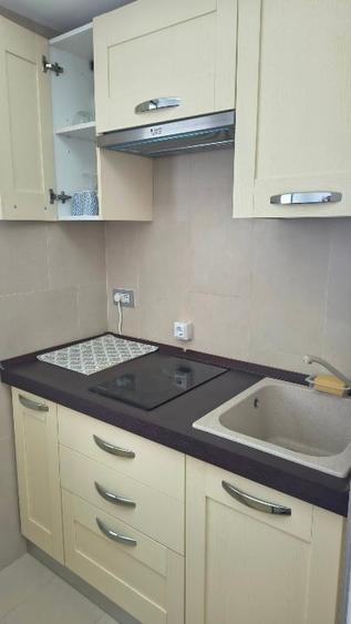 Apartament cu 2 camere decomandat, mobilat în Faleza Nord