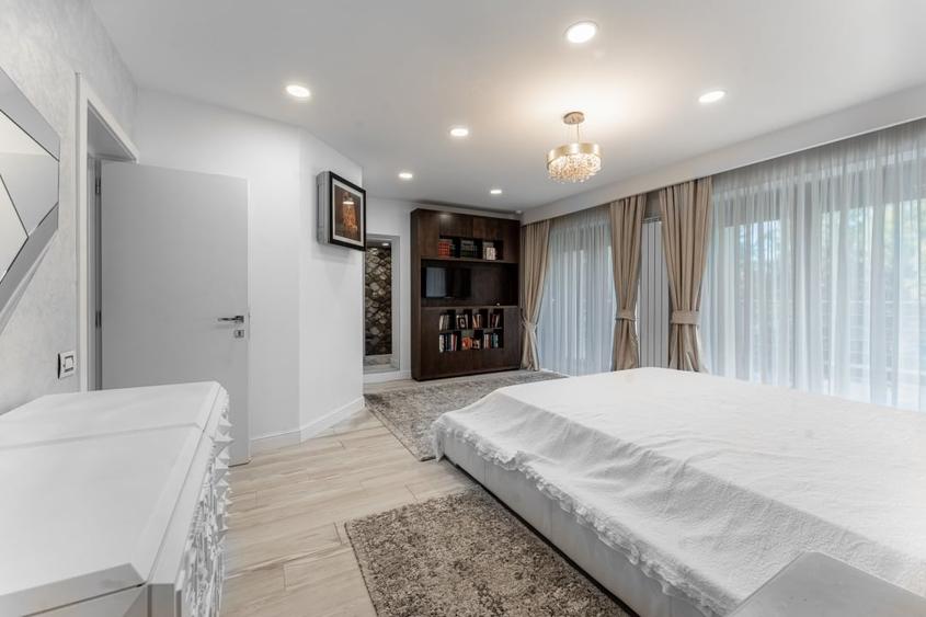 Vila Individuala de Lux in Herastrau - 10 Camere, Cinema, Piscina Reamenajabila - 11
