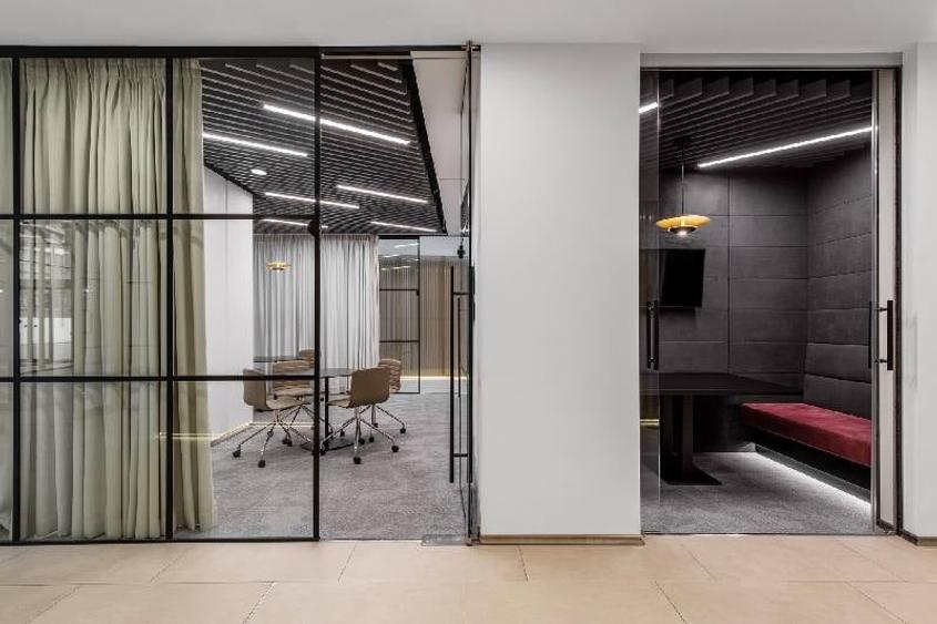 Metropolis Center cladirea Bravo, Victoriei, 615 - 940 mp  0% comision! - 3