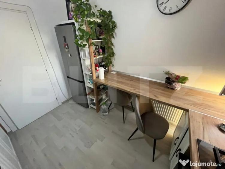 Apartament de vanzare, cu 3 camere, 80 mp, zona Sud - 4