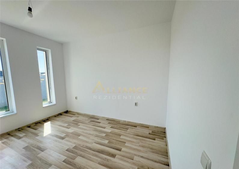 Cas? individual? modern? || 2 dormitoare || 2 b?i || Teren 3 - 7