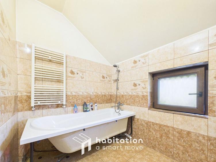 Casă individuală spațioasă și luminoasă cu garaj, în Mircea cel Bătrân - 24