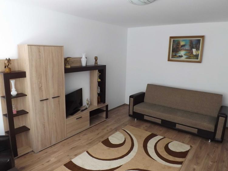 OANCEA-TATARASI-ap.2camere,65mp,mobilat si utilat,et.2/8,1986,decomandat! - 1