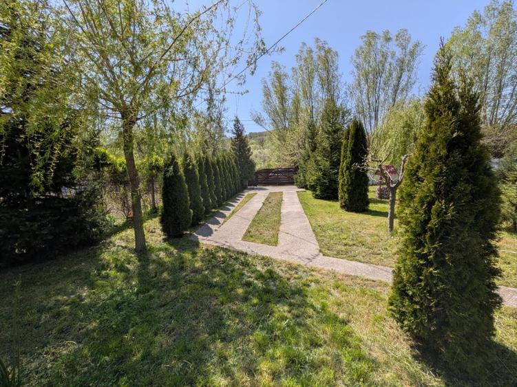 Casă de vânzare  - 7