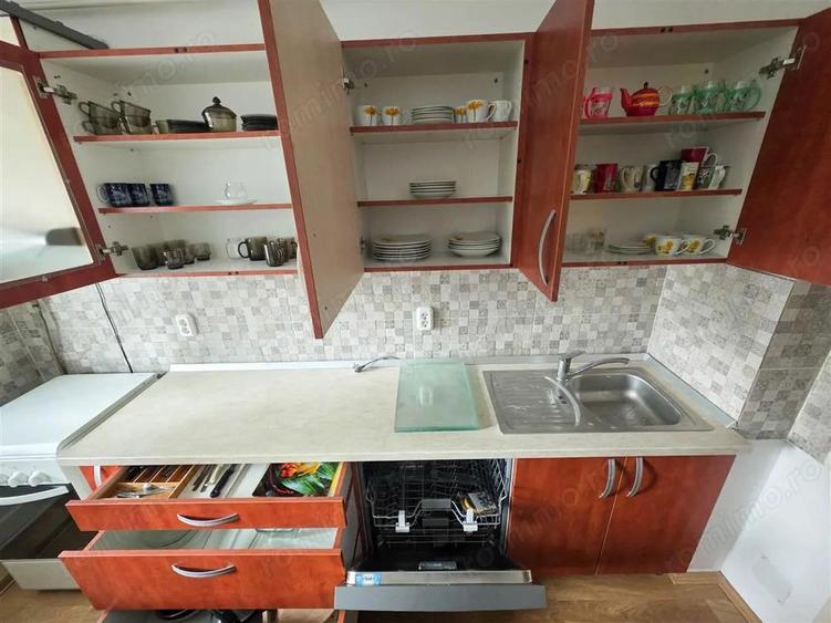 Apartament 3 camere, etaj 1, bloc izolat, semicentral, Targu Mures - 9