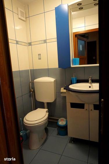 Apartament cu 3 camere decomandat în Faleza Nord