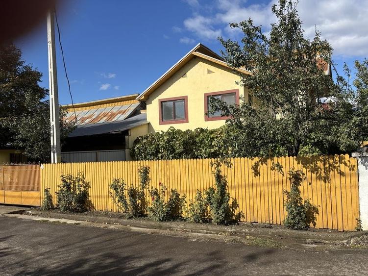 Casă cu 4 camere în Poșta Câlnău