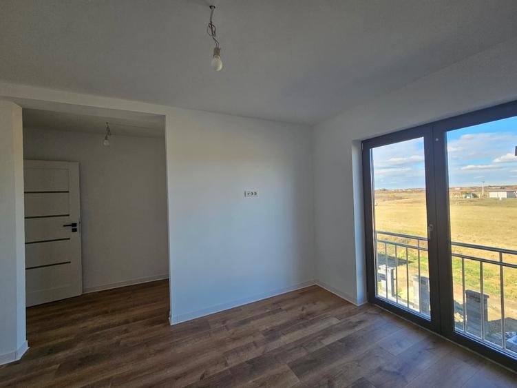 Duplex nou, P+E, 1 apartament la cheie, 1 la gri, Moșnița Veche, comision 0% - 32