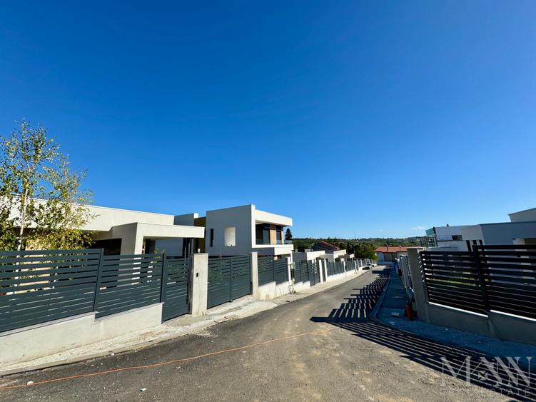 Duplex modern de vanzare | Terasa-parcare acoperita-facilitati premium - 1