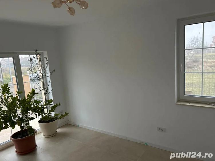 inchiriez casa tip duplex - 4