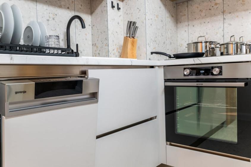 Vanzare apartament modern – 3 camere 2 bai, Suceava -  gata de locuit/inchiriat - 11