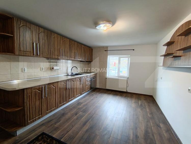 Apartament cu 3 camere si living, in suprafata 76 mp, zona Armatura din Zalau