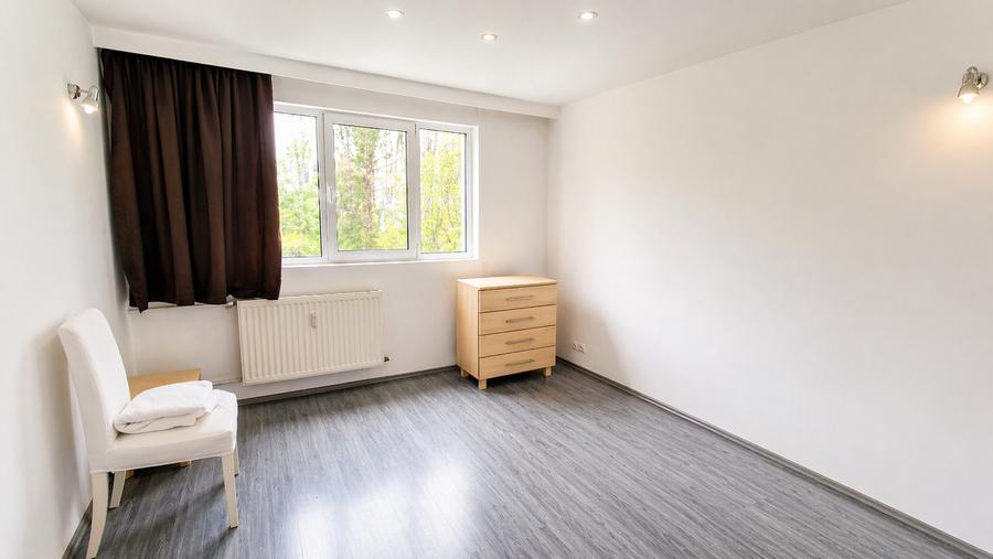 Oază verde în Drumul Taberei · 3 camere · metrou M5 și parc la pas - 12